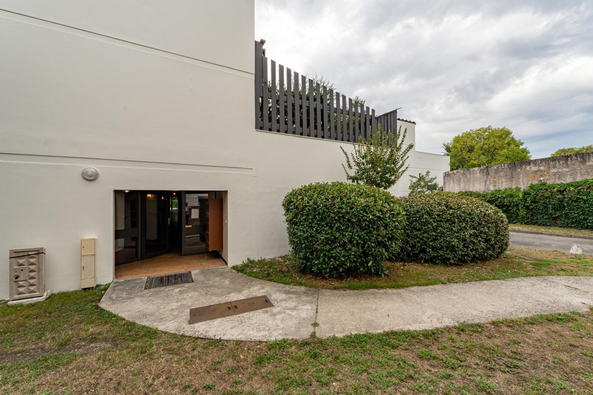 Le Duplex - 3 A Bordeaux Apartment *